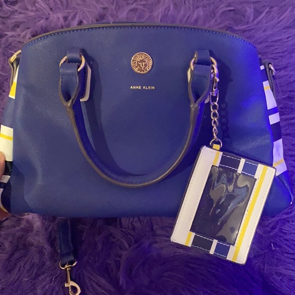 Anne Klein - Picture 3 of 4